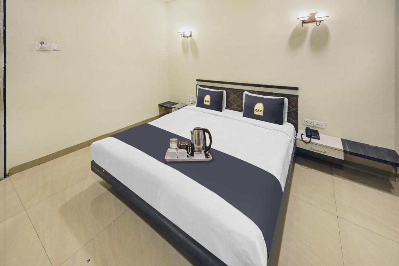 Townhouse Oak Hotel The Sudesh Rāipur Kültér fotó